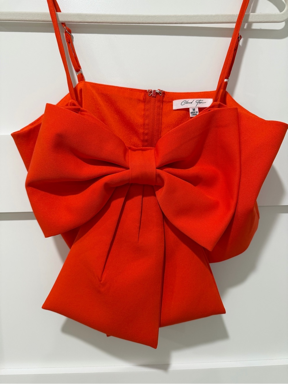 Bow-Front Red Spaghetti Strap Crop Camisole - Picture 4 of 6
